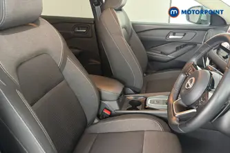 Nissan Qashqai N-Connecta Automatic Petrol SUV - Stock Number (1678430) - 22nd supplementary image