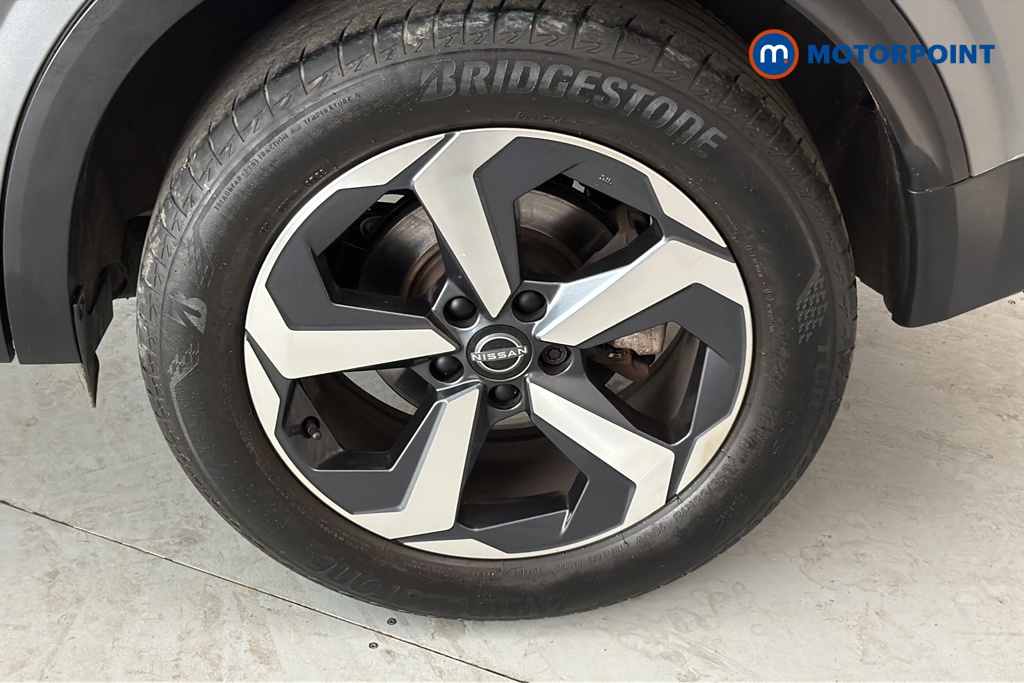 Nissan Qashqai N-Connecta Automatic Petrol SUV - Stock Number (1678430) - 45th supplementary image