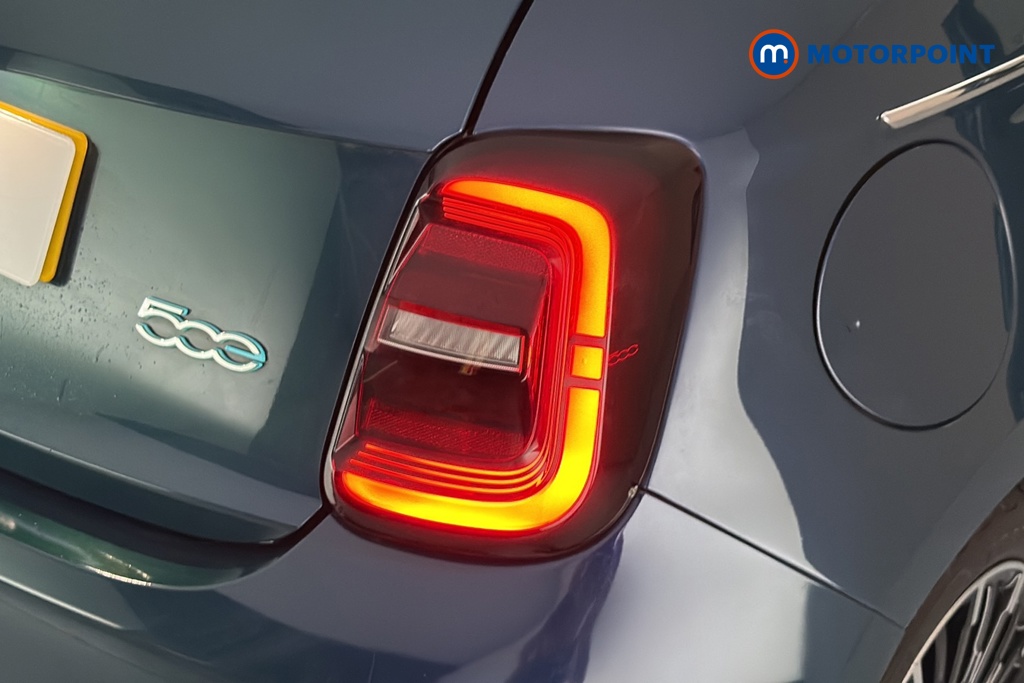 Fiat 500 La Prima Automatic Electric Convertible - Stock Number (1678615) - 36th supplementary image