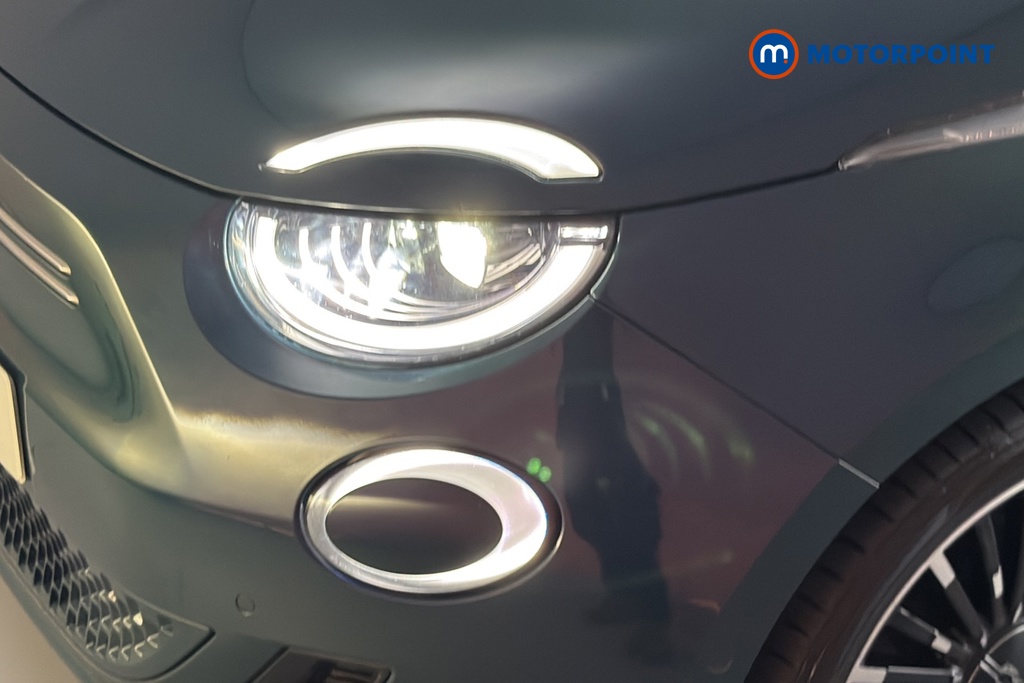 Fiat 500 La Prima Automatic Electric Convertible - Stock Number (1678615) - 42nd supplementary image