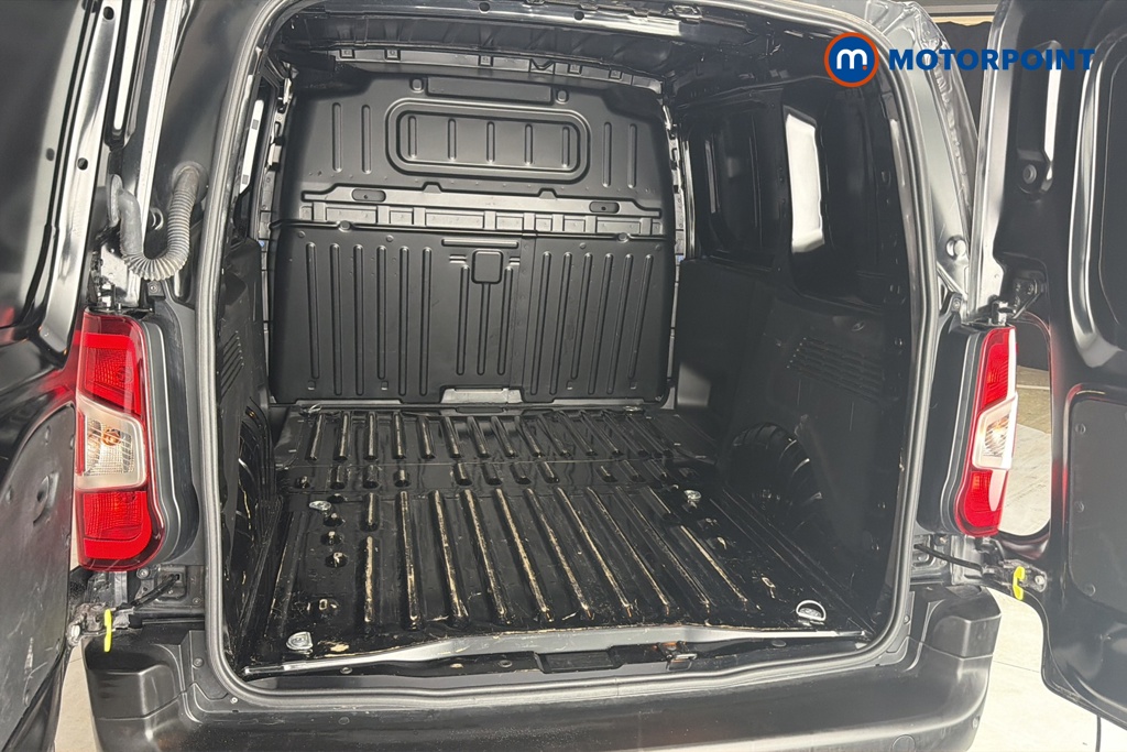 Peugeot Partner Professional Automatic Diesel Panel Van - Stock Number (1678712) - 30th supplementary image