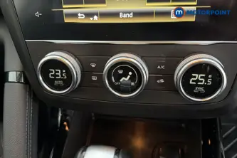 Renault Kadjar Iconic Automatic Petrol SUV - Stock Number (1680278) - 12th supplementary image