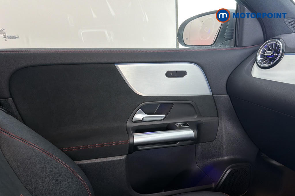 Mercedes-Benz GLA Amg Line Automatic Petrol SUV - Stock Number (1680392) - 10th supplementary image