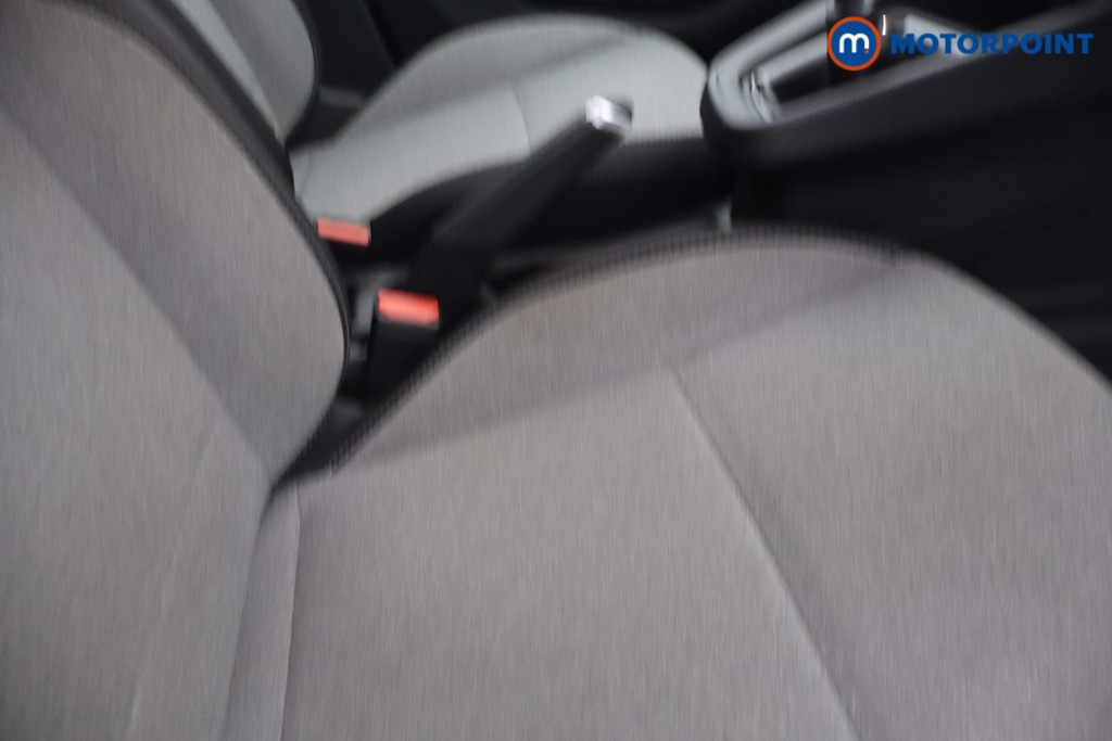 Renault Clio Evolution Manual Petrol Hatchback - Stock Number (1680739) - 10th supplementary image