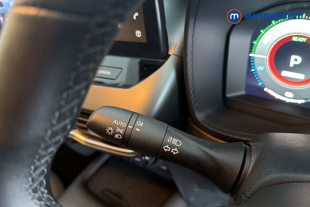 Nissan Juke N-Connecta Automatic Petrol-Electric Hybrid SUV - Stock Number (1681003) - 5th supplementary image