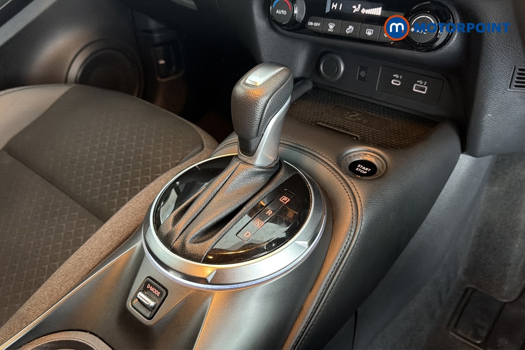 Nissan Juke N-Connecta Automatic Petrol-Electric Hybrid SUV - Stock Number (1681003) - 15th supplementary image