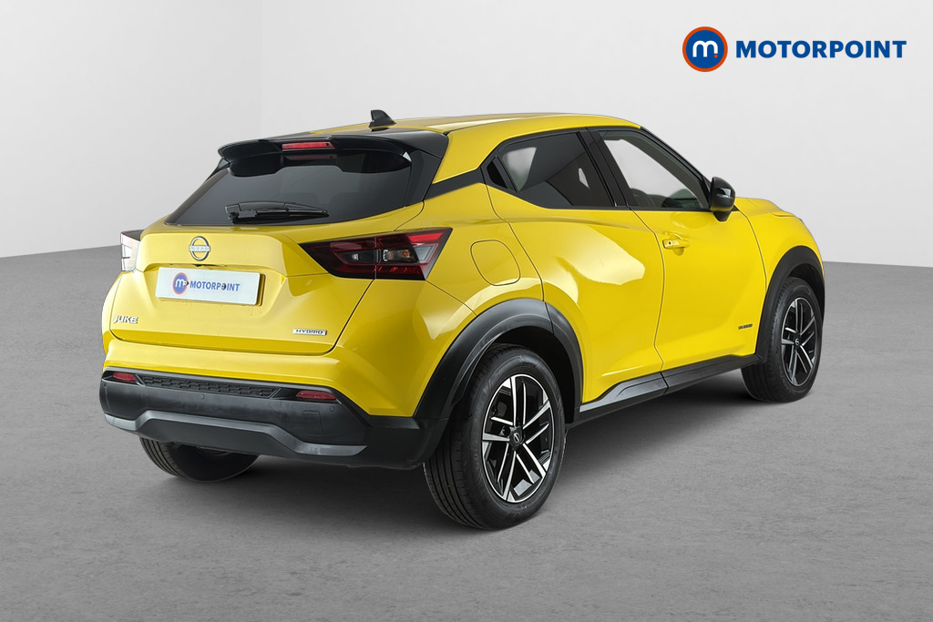 Nissan Juke N-Connecta Automatic Petrol-Electric Hybrid SUV - Stock Number (1681003) - Passenger side rear corner