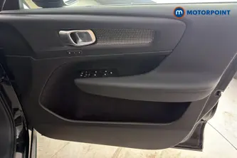 Volvo Xc40 R Design Pro Automatic Petrol SUV - Stock Number (1681109) - 18th supplementary image