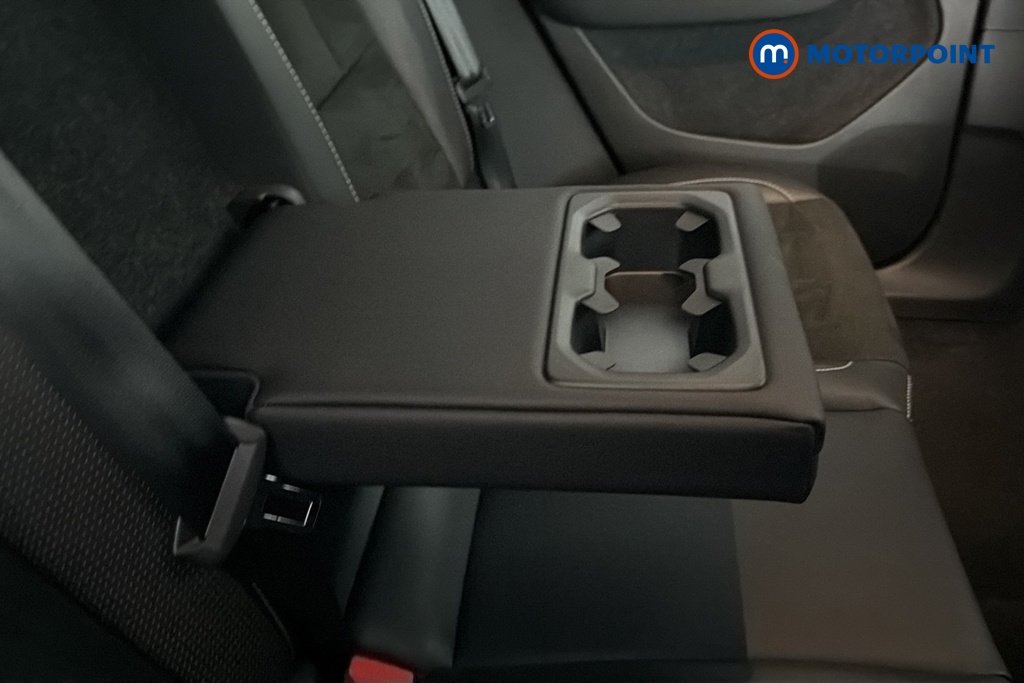 Volvo Xc40 R Design Pro Automatic Petrol SUV - Stock Number (1681109) - 26th supplementary image