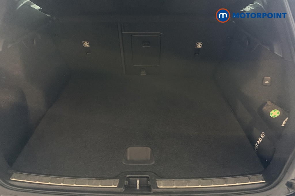 Volvo Xc40 R Design Pro Automatic Petrol SUV - Stock Number (1681109) - 30th supplementary image