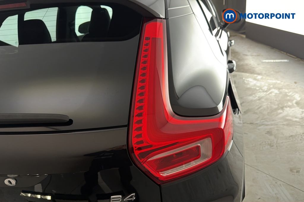 Volvo Xc40 R Design Pro Automatic Petrol SUV - Stock Number (1681109) - 36th supplementary image