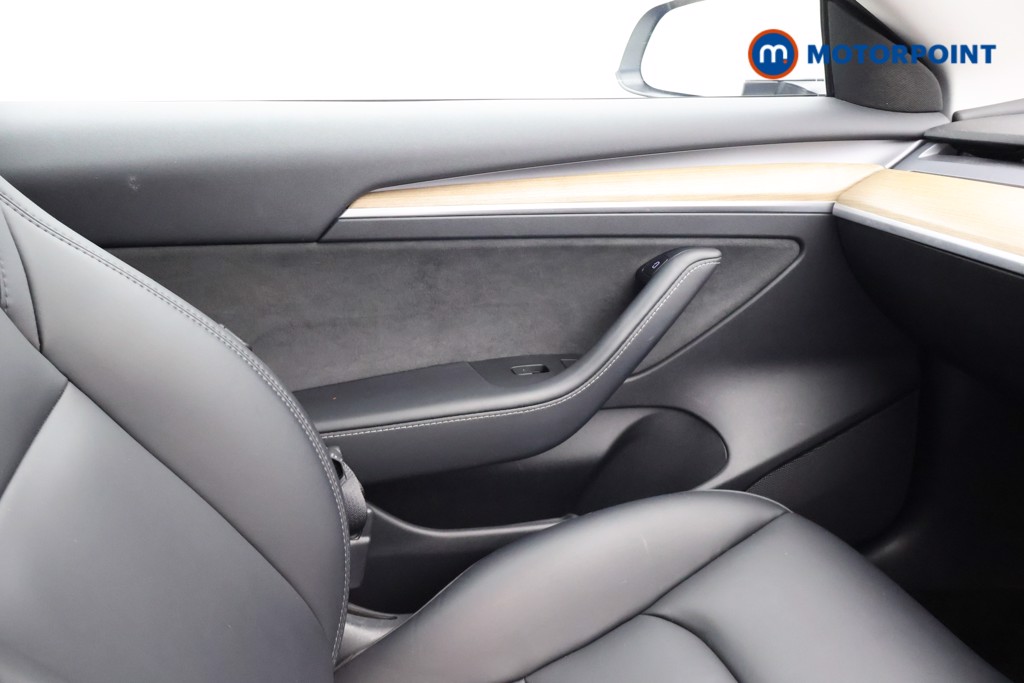 Tesla Model 3 Long Range Automatic Electric Saloon - Stock Number (1681141) - 15th supplementary image