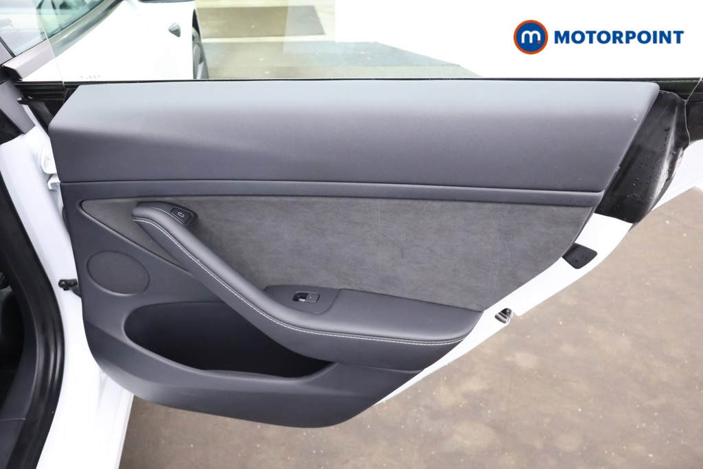 Tesla Model 3 Long Range Automatic Electric Saloon - Stock Number (1681141) - 22nd supplementary image