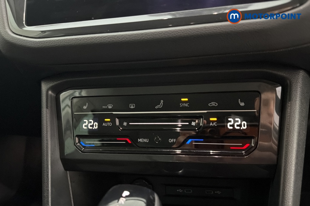 Volkswagen Tiguan Life Automatic Petrol SUV - Stock Number (1681210) - 4th supplementary image