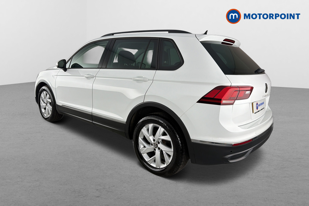 Volkswagen Tiguan Life Automatic Petrol SUV - Stock Number (1681210) - Drivers side rear corner