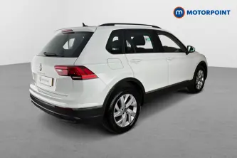 Volkswagen Tiguan Life Automatic Petrol SUV - Stock Number (1681210) - Passenger side rear corner