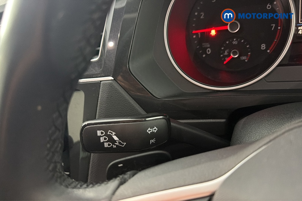 Volkswagen Tiguan Life Automatic Petrol SUV - Stock Number (1681210) - 1st supplementary image