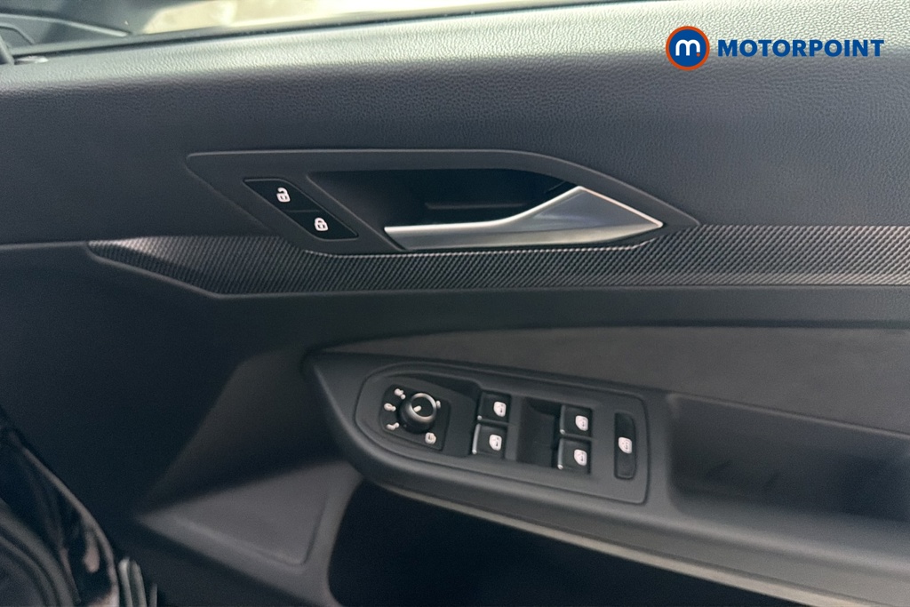 Volkswagen Golf Black Edition Automatic Petrol Hatchback - Stock Number (1681262) - 19th supplementary image