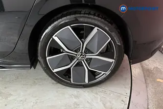 Volkswagen Golf Black Edition Automatic Petrol Hatchback - Stock Number (1681262) - 45th supplementary image