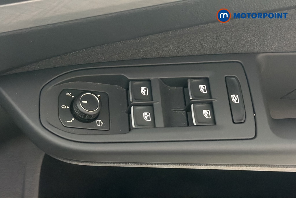 Volkswagen Golf Match Manual Petrol Hatchback - Stock Number (1681433) - 36th supplementary image