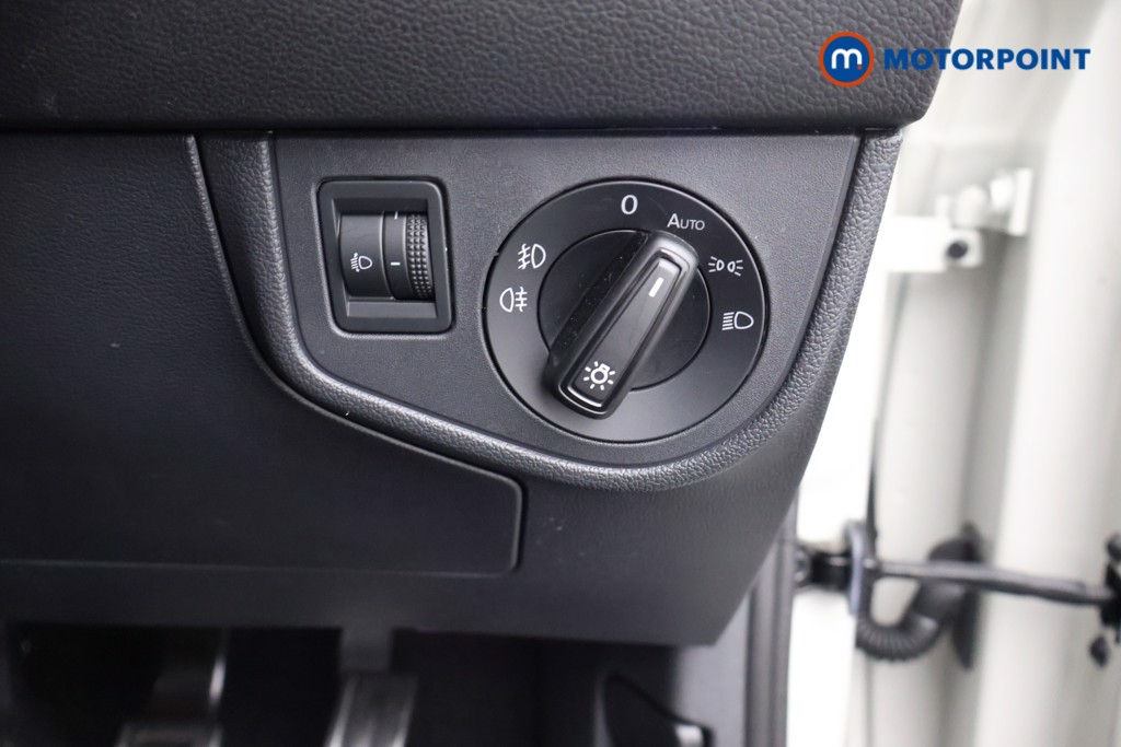 Volkswagen Polo R-Line Manual Petrol Hatchback - Stock Number (1681445) - 18th supplementary image