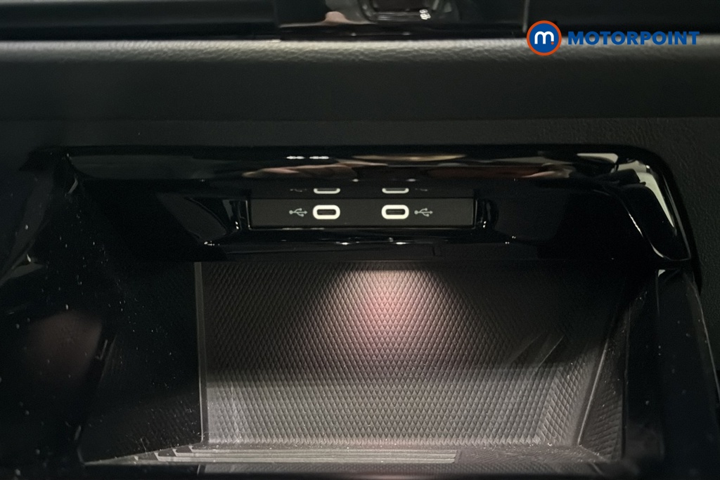 Volkswagen Golf Black Edition Automatic Petrol Hatchback - Stock Number (1681446) - 6th supplementary image