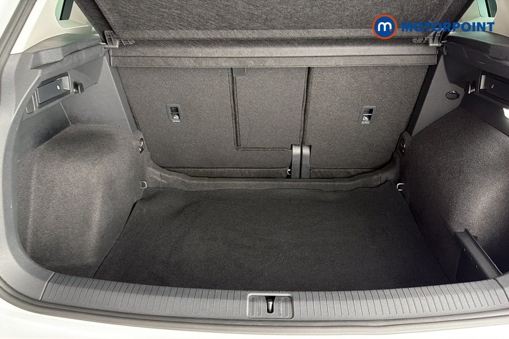 Volkswagen Tiguan Elegance Automatic Petrol SUV - Stock Number (1681687) - 30th supplementary image