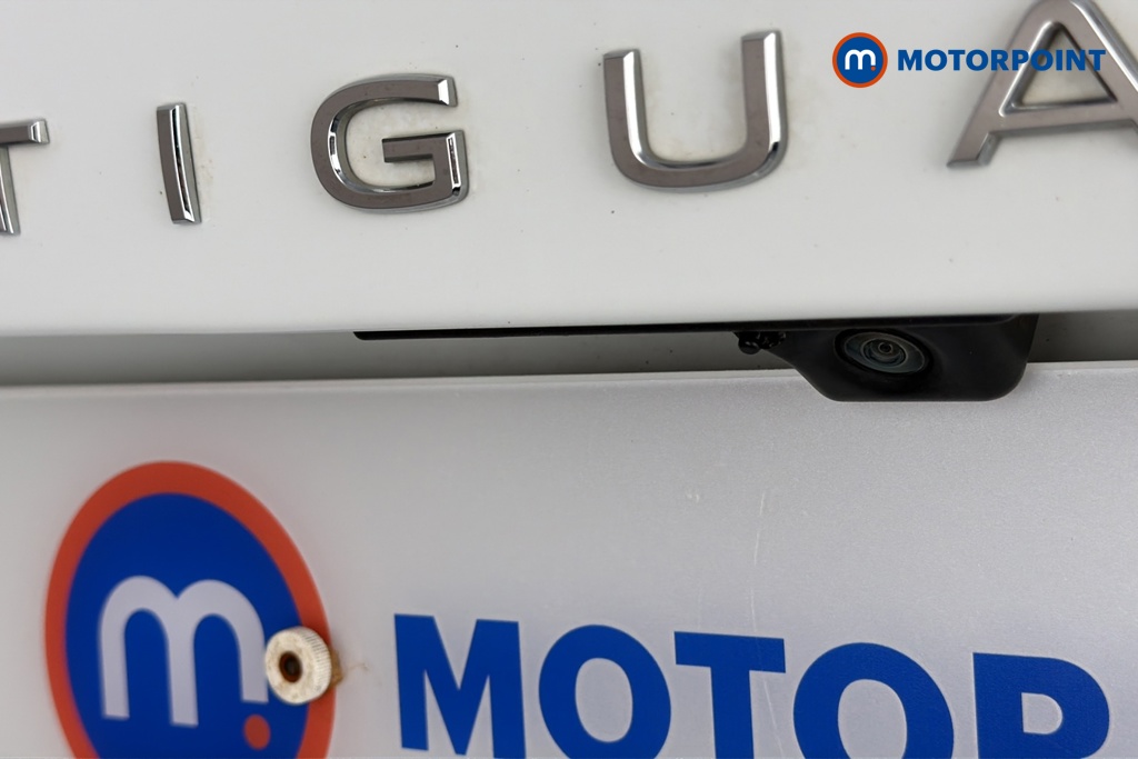 Volkswagen Tiguan Elegance Automatic Petrol SUV - Stock Number (1681687) - 37th supplementary image