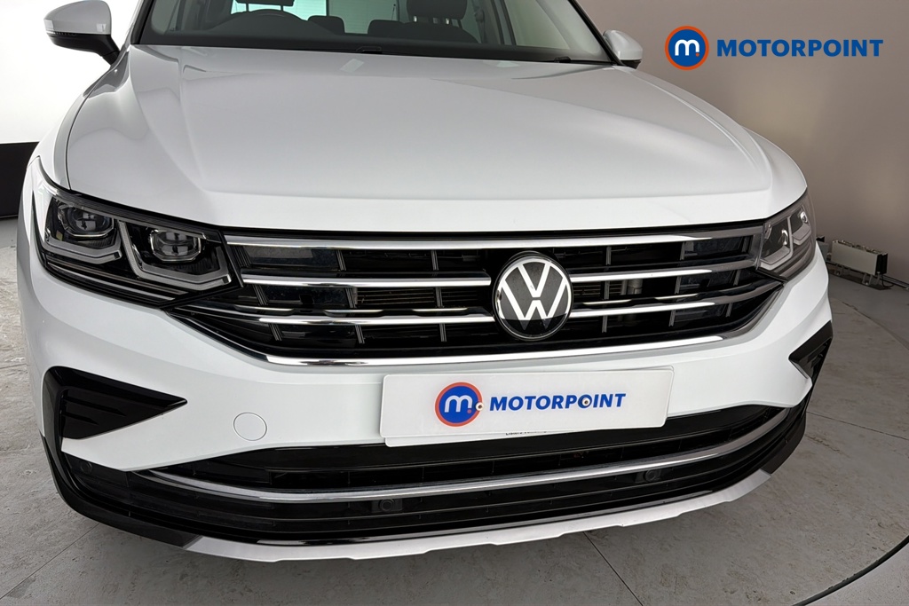 Volkswagen Tiguan Elegance Automatic Petrol SUV - Stock Number (1681687) - 43rd supplementary image