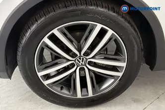 Volkswagen Tiguan Elegance Automatic Petrol SUV - Stock Number (1681687) - 44th supplementary image
