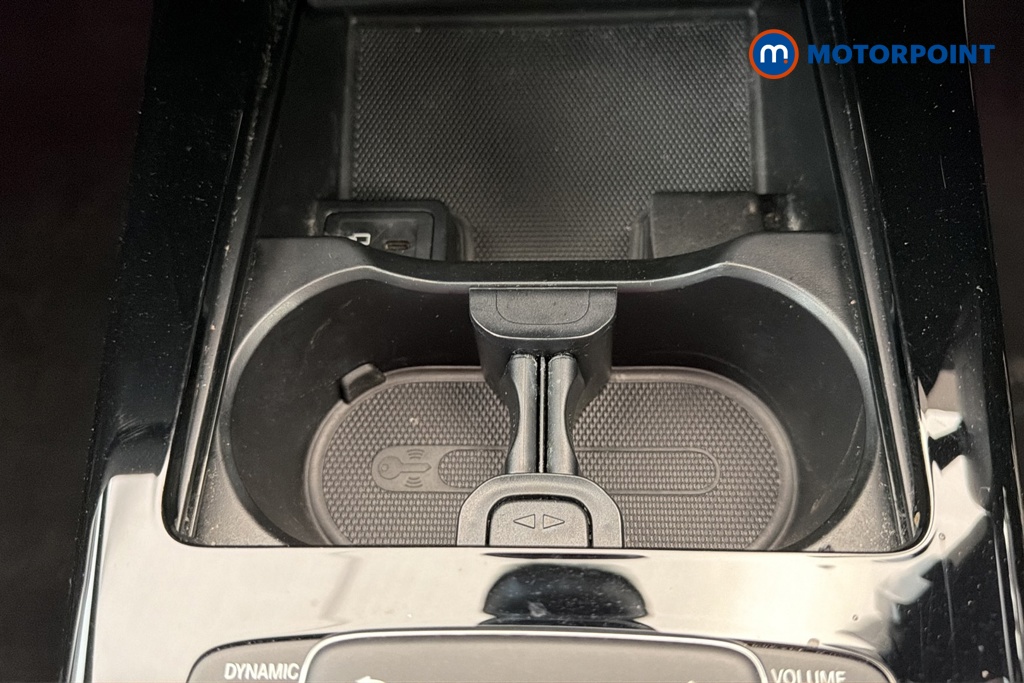 Mercedes-Benz A Class Amg Line Automatic Petrol Hatchback - Stock Number (1681910) - 16th supplementary image