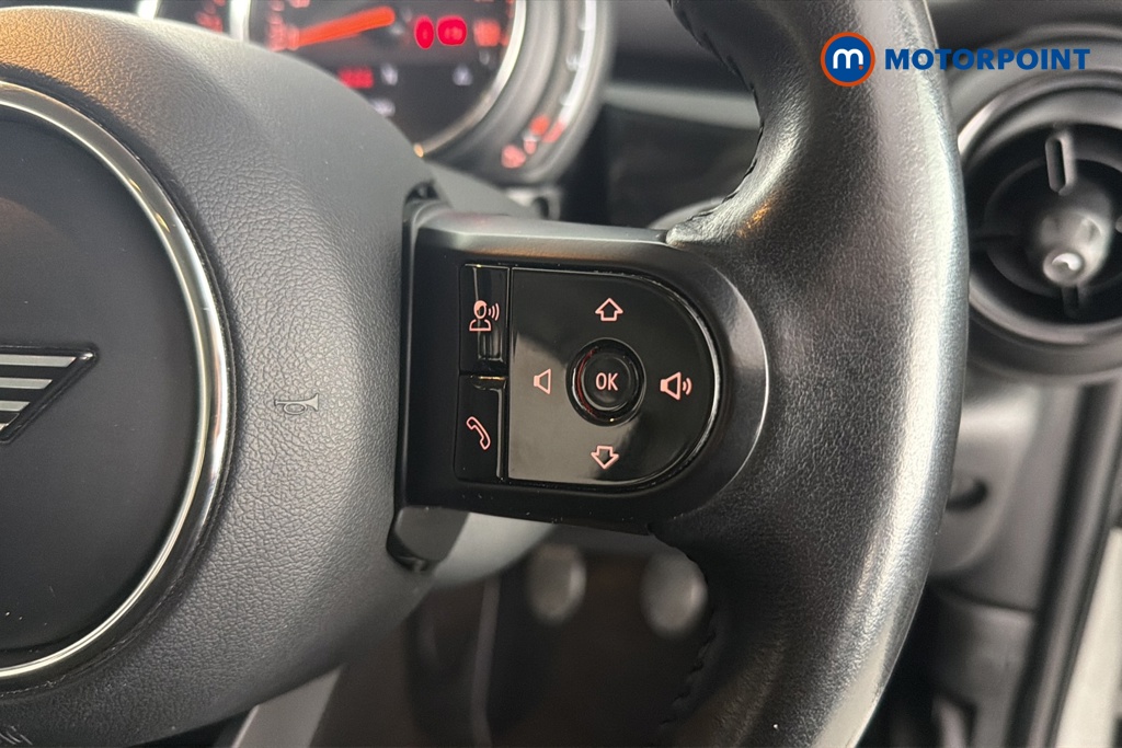 Mini Hatchback Cooper Classic Manual Petrol Hatchback - Stock Number (1682290) - 3rd supplementary image