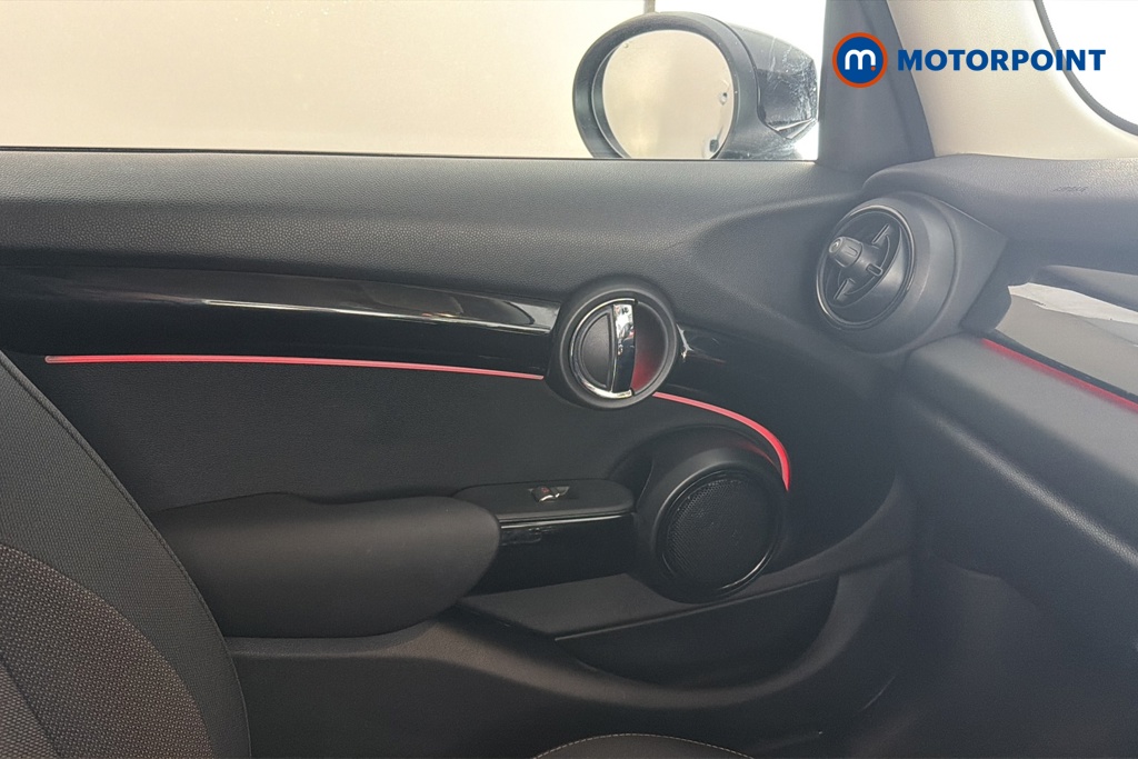 Mini Hatchback Cooper Classic Manual Petrol Hatchback - Stock Number (1682290) - 10th supplementary image