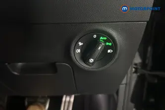 Skoda Karoq Sportline Edition Automatic Petrol SUV - Stock Number (1682557) - 11th supplementary image
