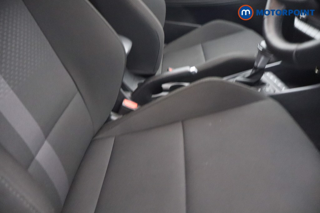 Hyundai I20 Premium Automatic Petrol Hatchback - Stock Number (1682563) - 13th supplementary image