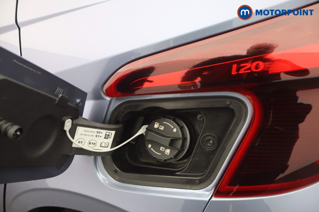 Hyundai I20 Premium Automatic Petrol Hatchback - Stock Number (1682563) - 31st supplementary image