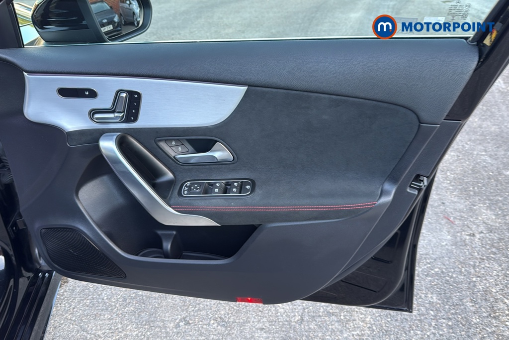Mercedes-Benz A Class Amg Line Automatic Diesel Hatchback - Stock Number (1682629) - 18th supplementary image