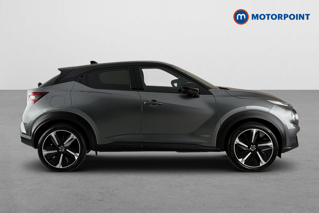 Nissan Juke Tekna-Plus Automatic Petrol-Electric Hybrid SUV - Stock Number (1682745) - Passenger side