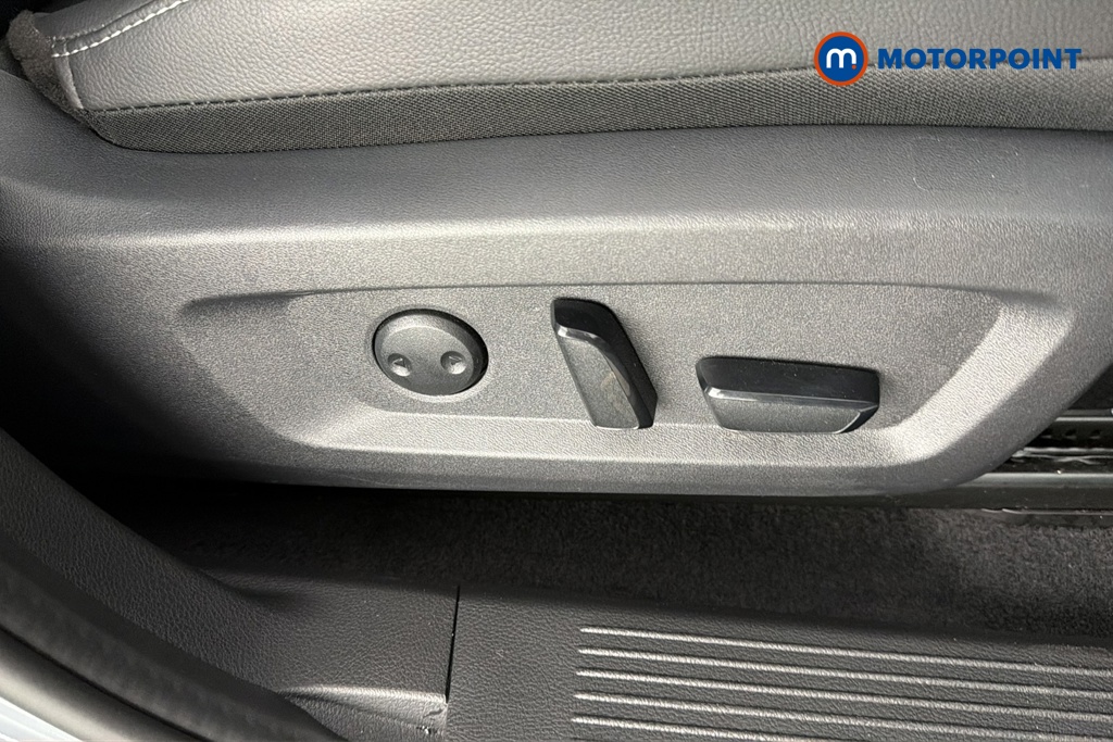 Nissan Qashqai Tekna Automatic Petrol SUV - Stock Number (1682974) - 23rd supplementary image