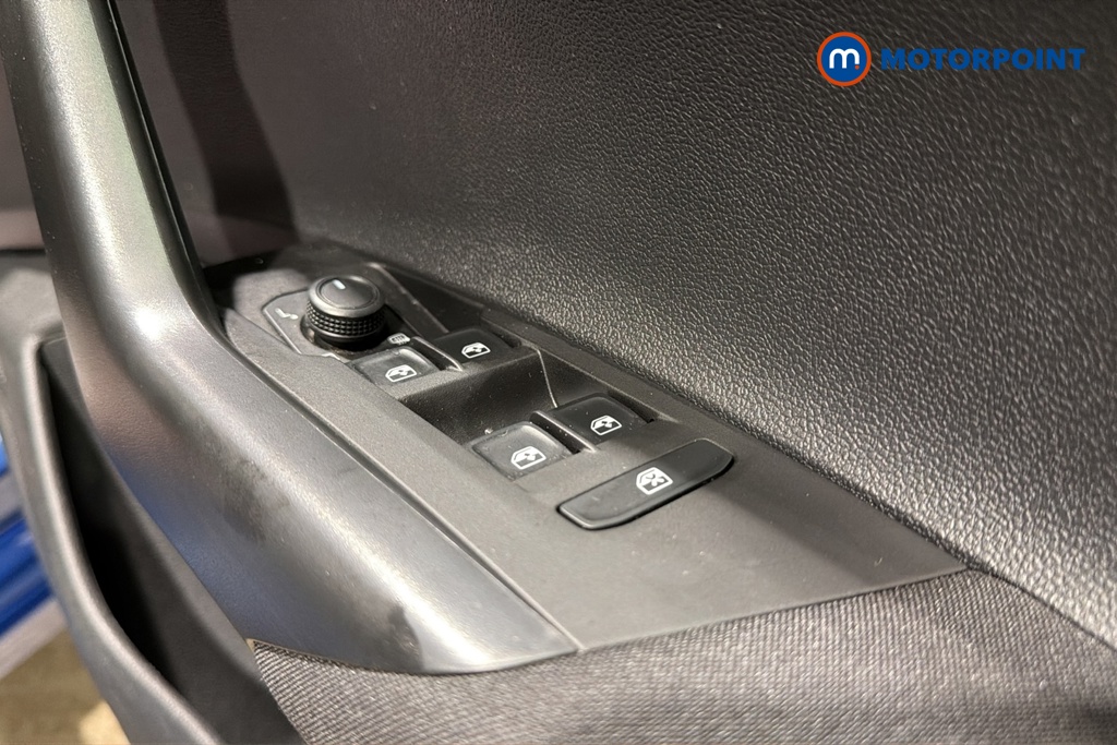 Volkswagen Polo Life Automatic Petrol Hatchback - Stock Number (1682991) - 19th supplementary image