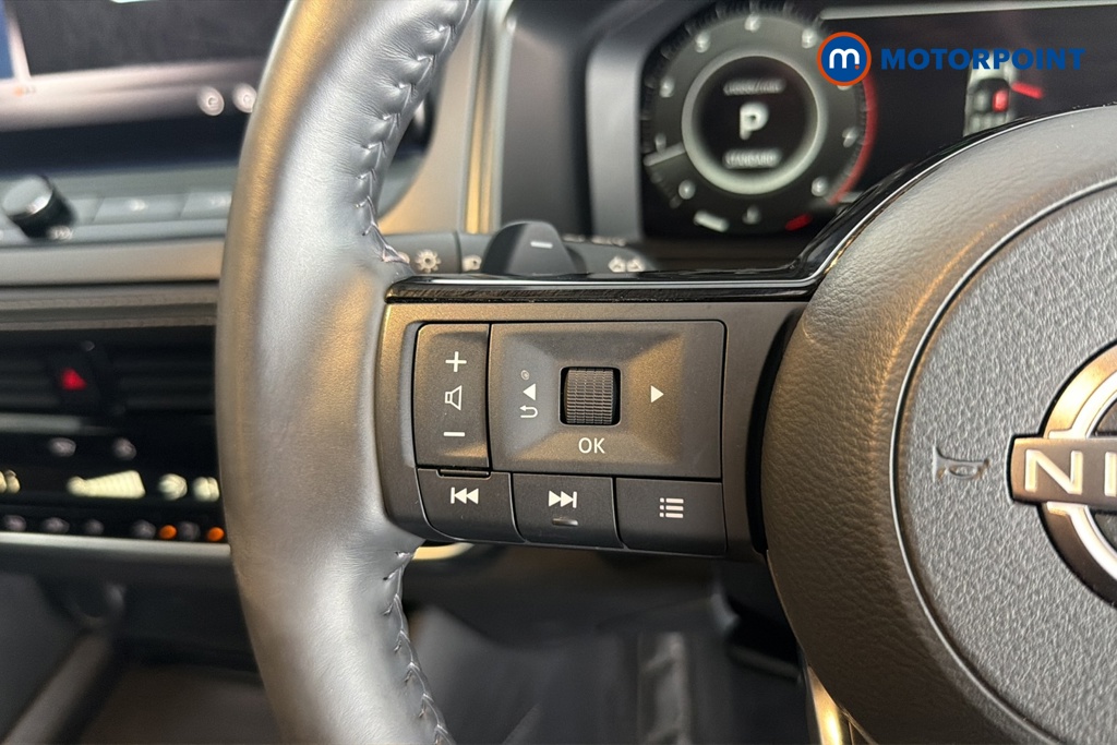 Nissan Qashqai Tekna Automatic Petrol SUV - Stock Number (1683008) - 4th supplementary image