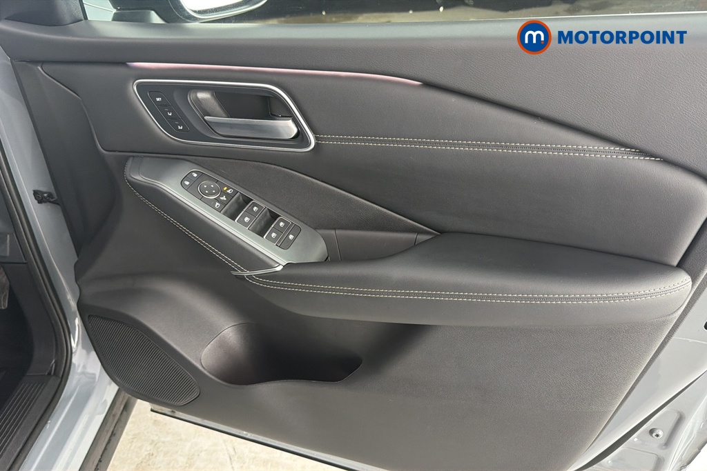 Nissan Qashqai Tekna Automatic Petrol SUV - Stock Number (1683009) - 18th supplementary image