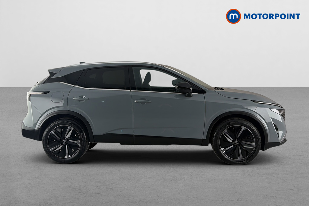 Nissan Qashqai Tekna Automatic Petrol SUV - Stock Number (1683009) - Passenger side
