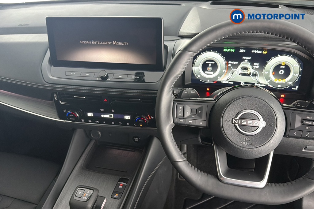 Nissan Qashqai Tekna Automatic Petrol SUV - Stock Number (1683009) - 1st supplementary image
