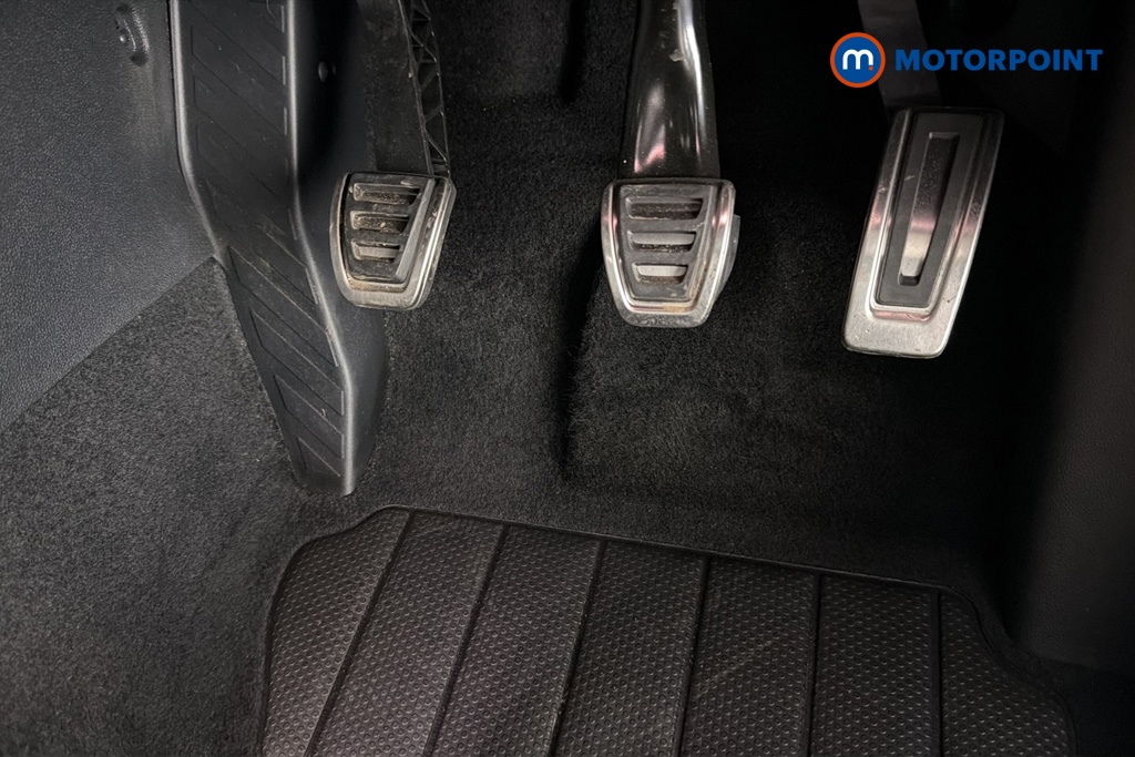 Volkswagen Golf Black Edition Manual Petrol Hatchback - Stock Number (1683475) - 24th supplementary image