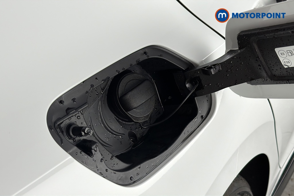 Volkswagen Golf Black Edition Manual Petrol Hatchback - Stock Number (1683475) - 41st supplementary image