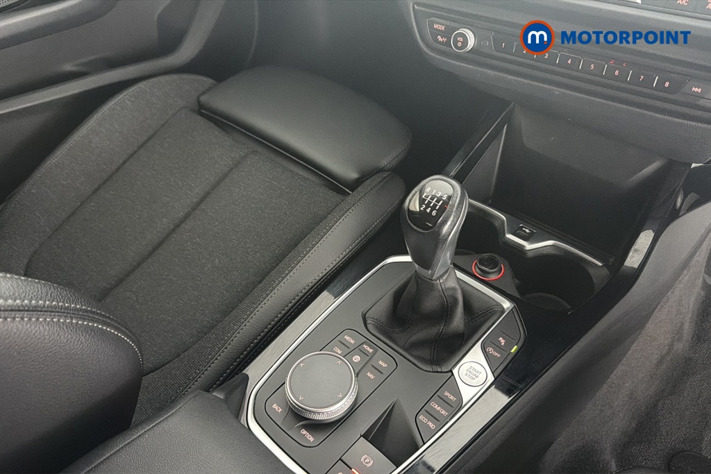 BMW 2 Series Sport Manual Petrol Saloon - Stock Number (1670091) - 15th supplementary image