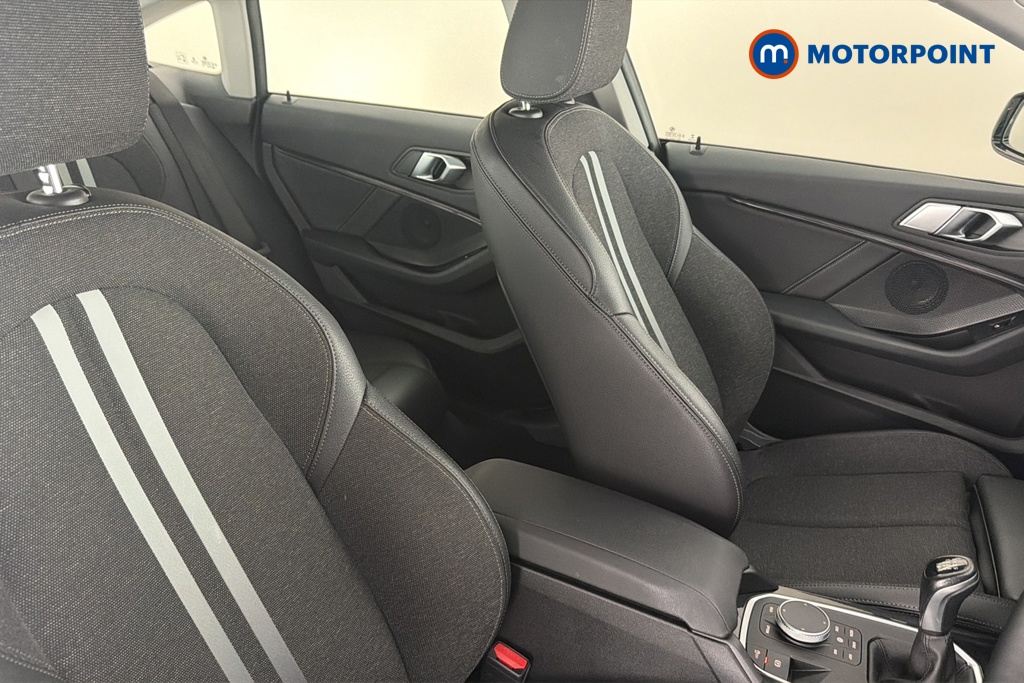 BMW 2 Series Sport Manual Petrol Saloon - Stock Number (1670091) - 22nd supplementary image