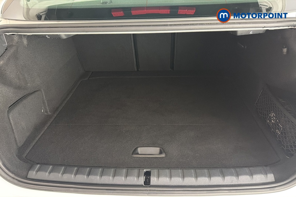 BMW 2 Series Sport Manual Petrol Saloon - Stock Number (1670091) - 30th supplementary image