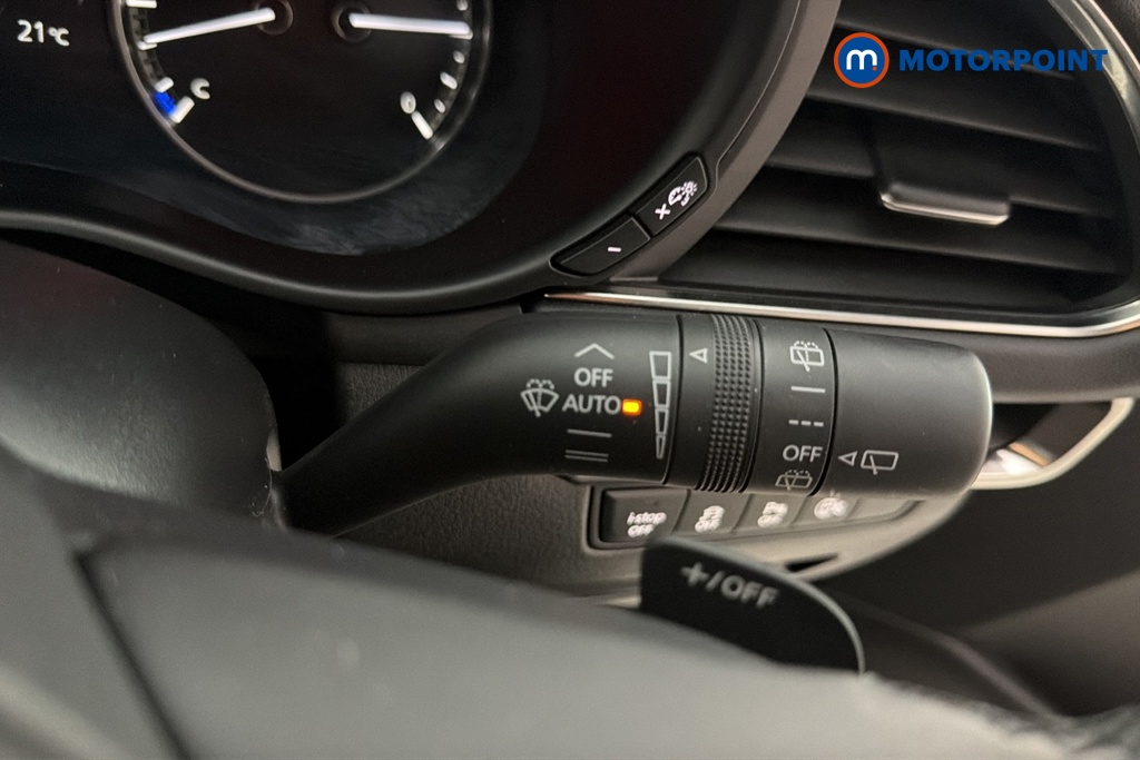 Mazda 3 Exclusive-Line Automatic Petrol Hatchback - Stock Number (1672830) - 6th supplementary image
